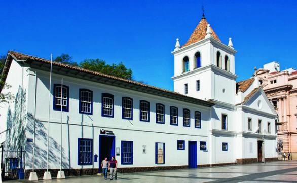 Cover image of this place Pateo do Collegio