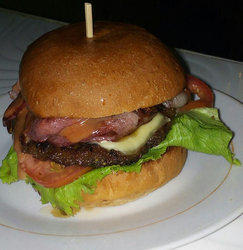 Cover image of this place Burger Hut