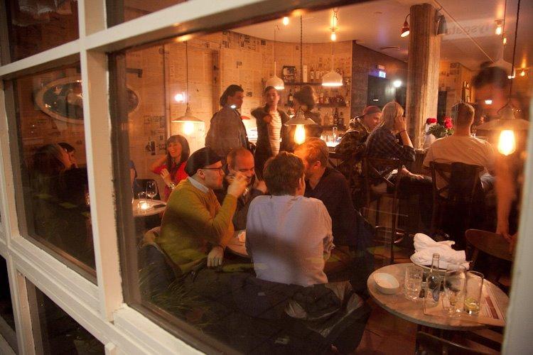 Cover image of this place Snaps Bistro