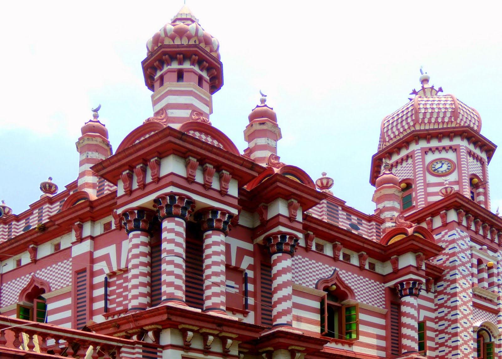 Cover image of this place Jami-Ul-Alfar Mosque (Red Mosque)