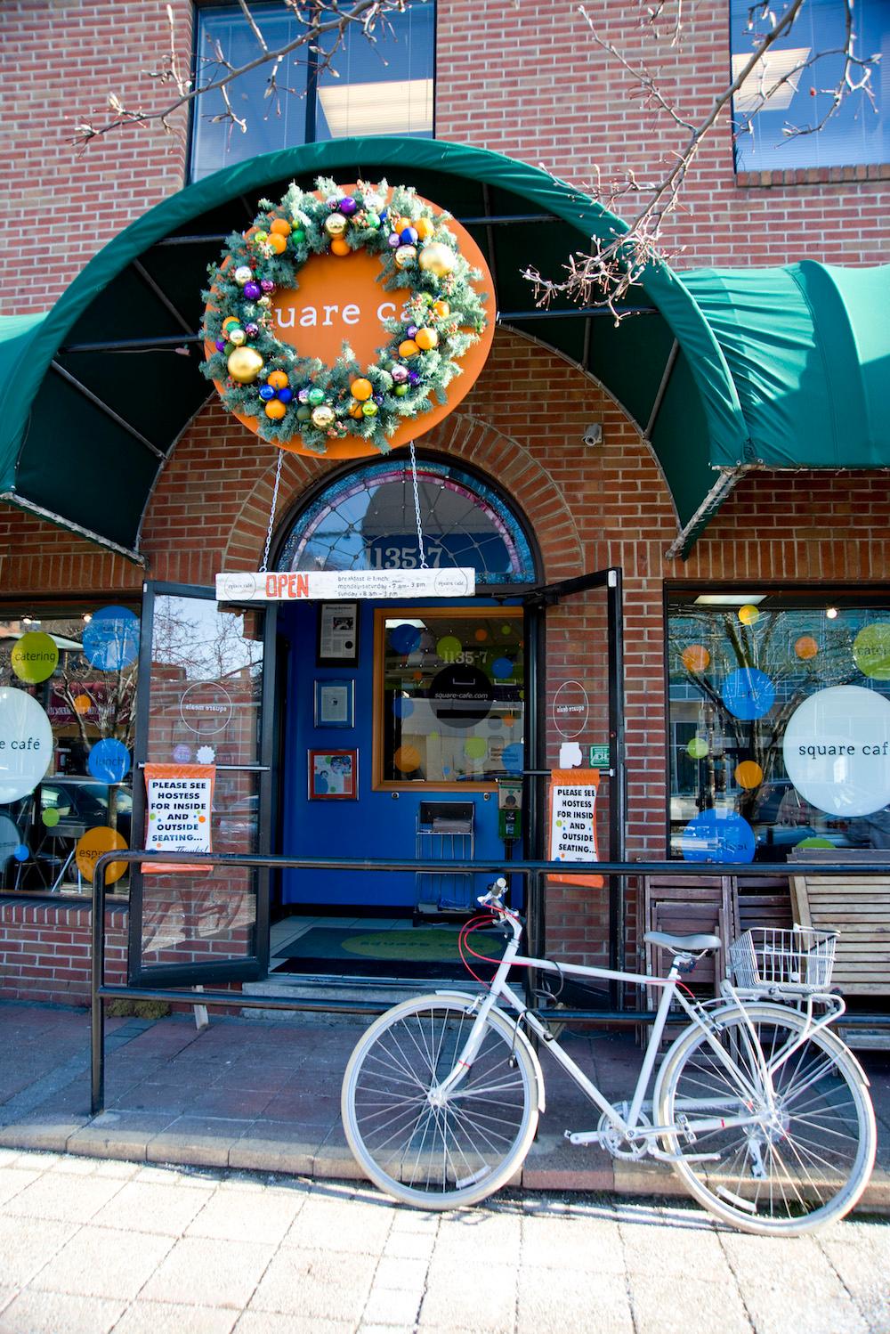 Cover image of this place Square Cafe