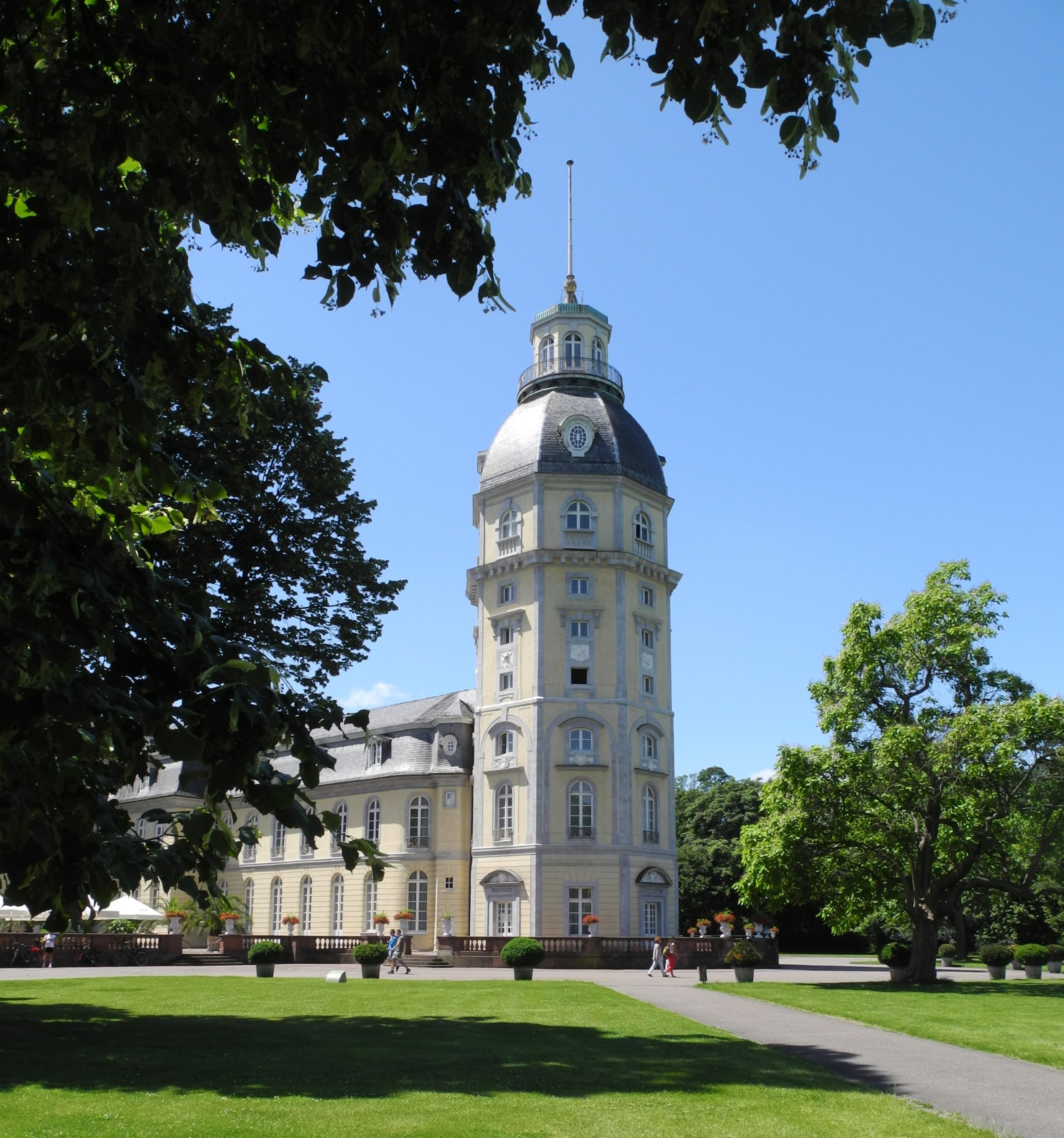 Cover image of this place Schloss Karlsruhe