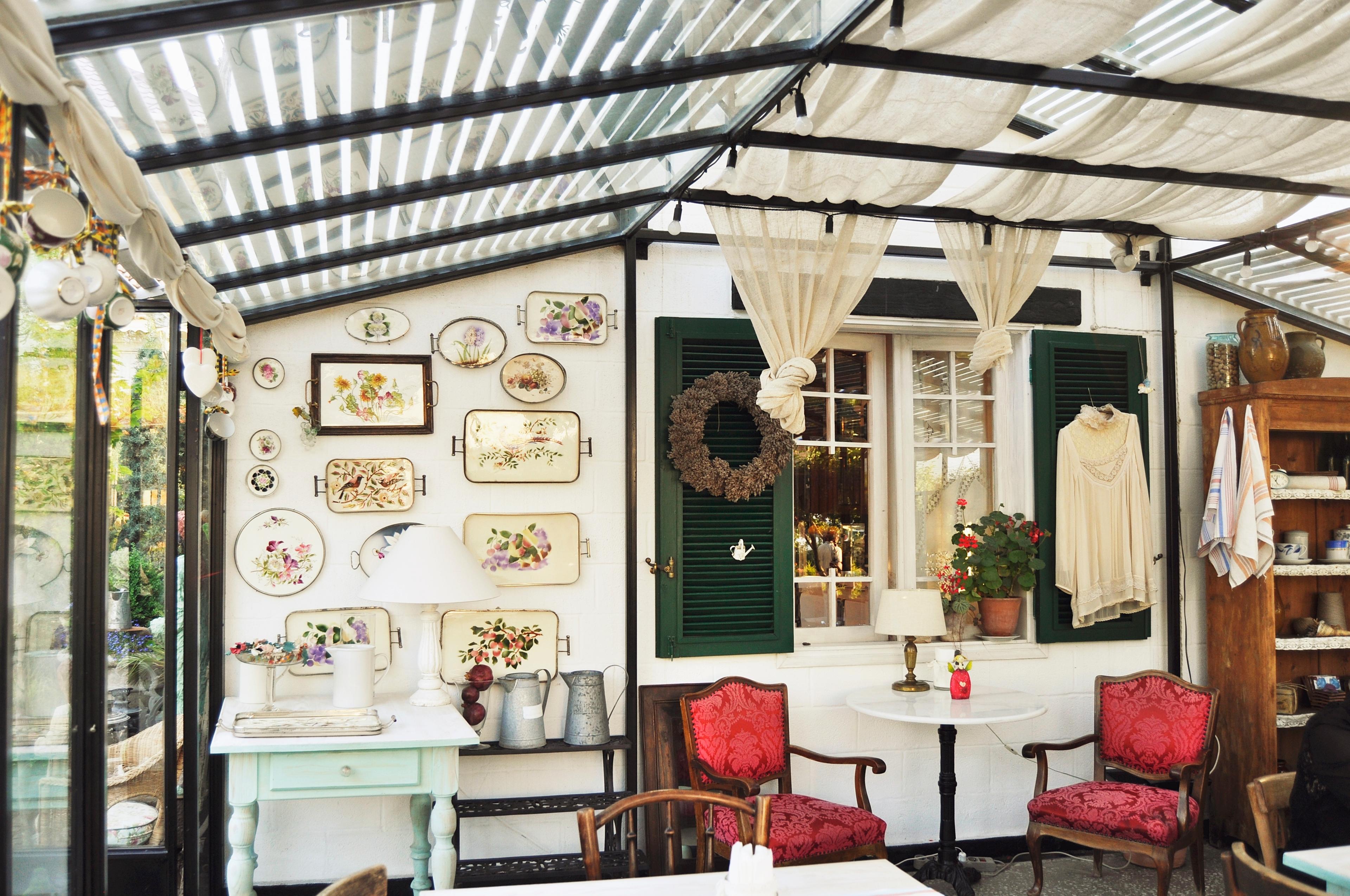 Cover image of this place Gardenia