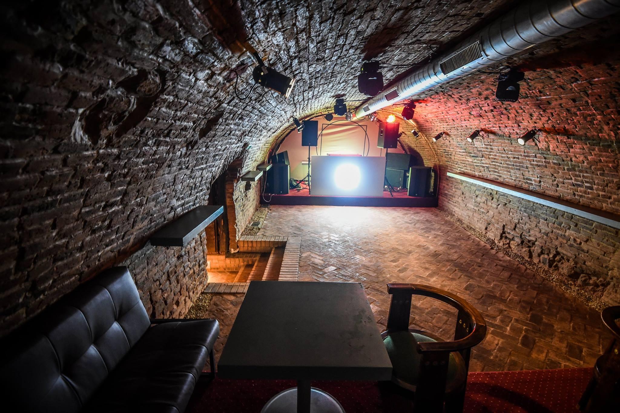 Cover image of this place Faust Cafe und Disko