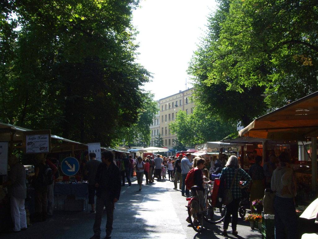 Cover image of this place Ökomarkt am Kollwitzplatz