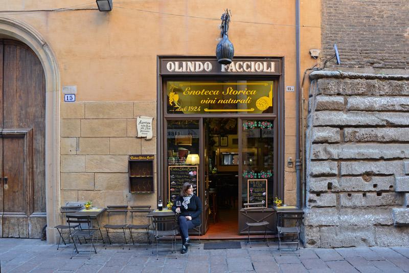 Cover image of this place Enoteca Storica Faccioli
