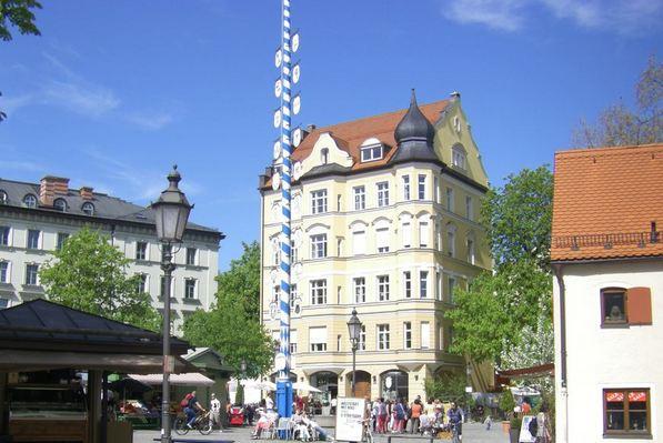 Cover image of this place Wiener Platz