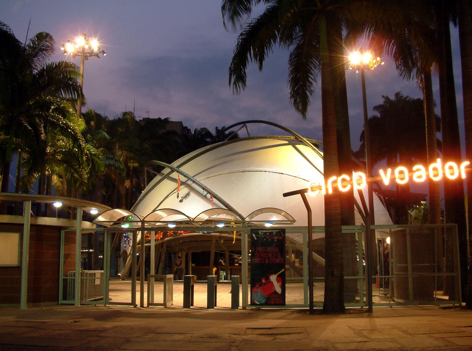 Cover image of this place Circo Voador