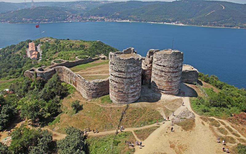 Cover image of this place Yoros Castle