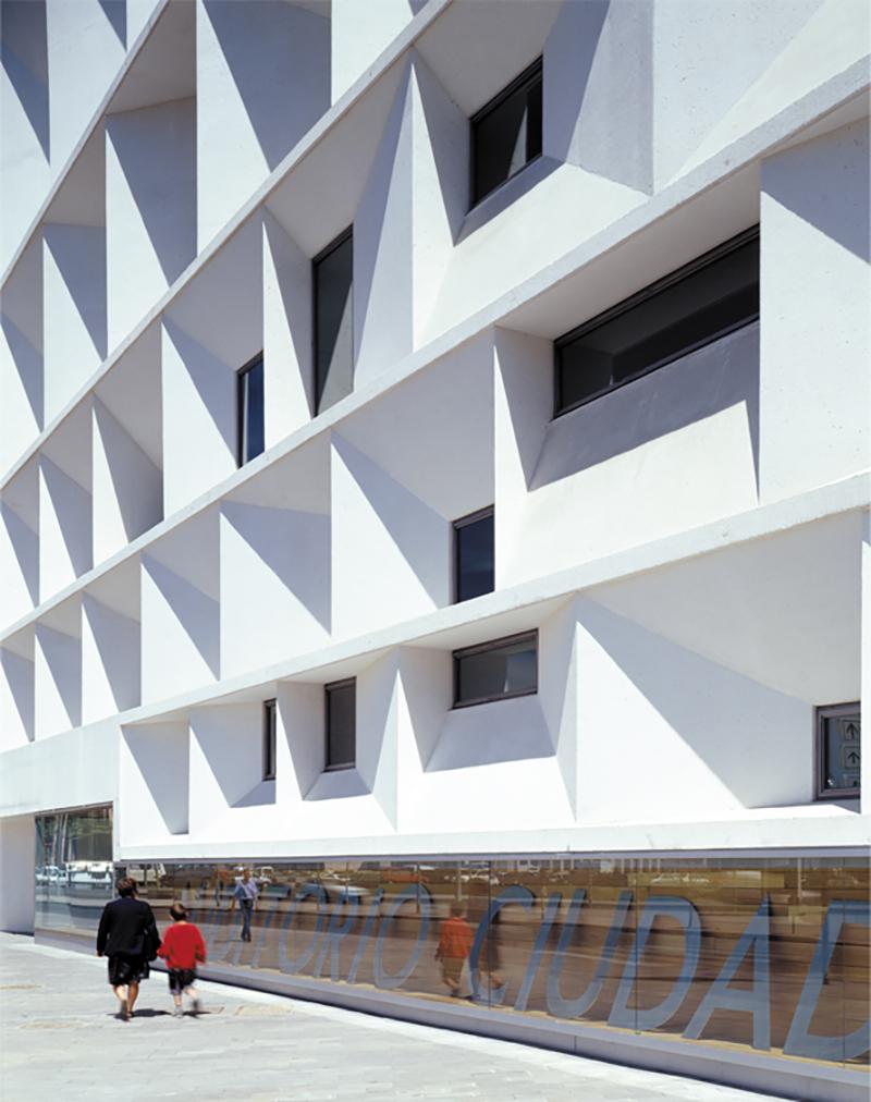 Cover image of this place Auditorio Ciudad de León