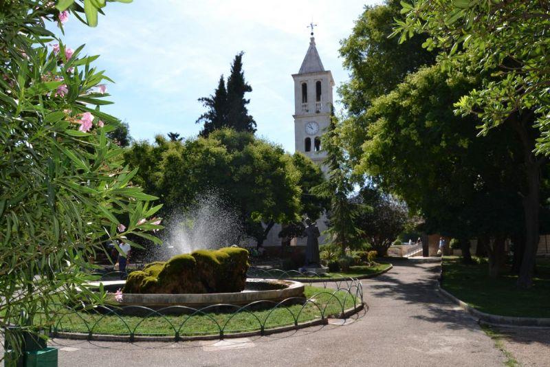 Cover image of this place Church of Gospe van Grada