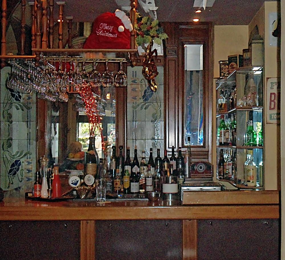 Cover image of this place Café Bazaar