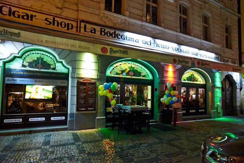 Cover image of this place La Bodeguita Del Medio