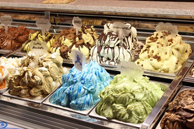 Cover image of this place Eis Cafe Milano