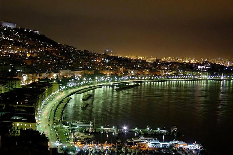 Cover image of this place Lungomare Caracciolo
