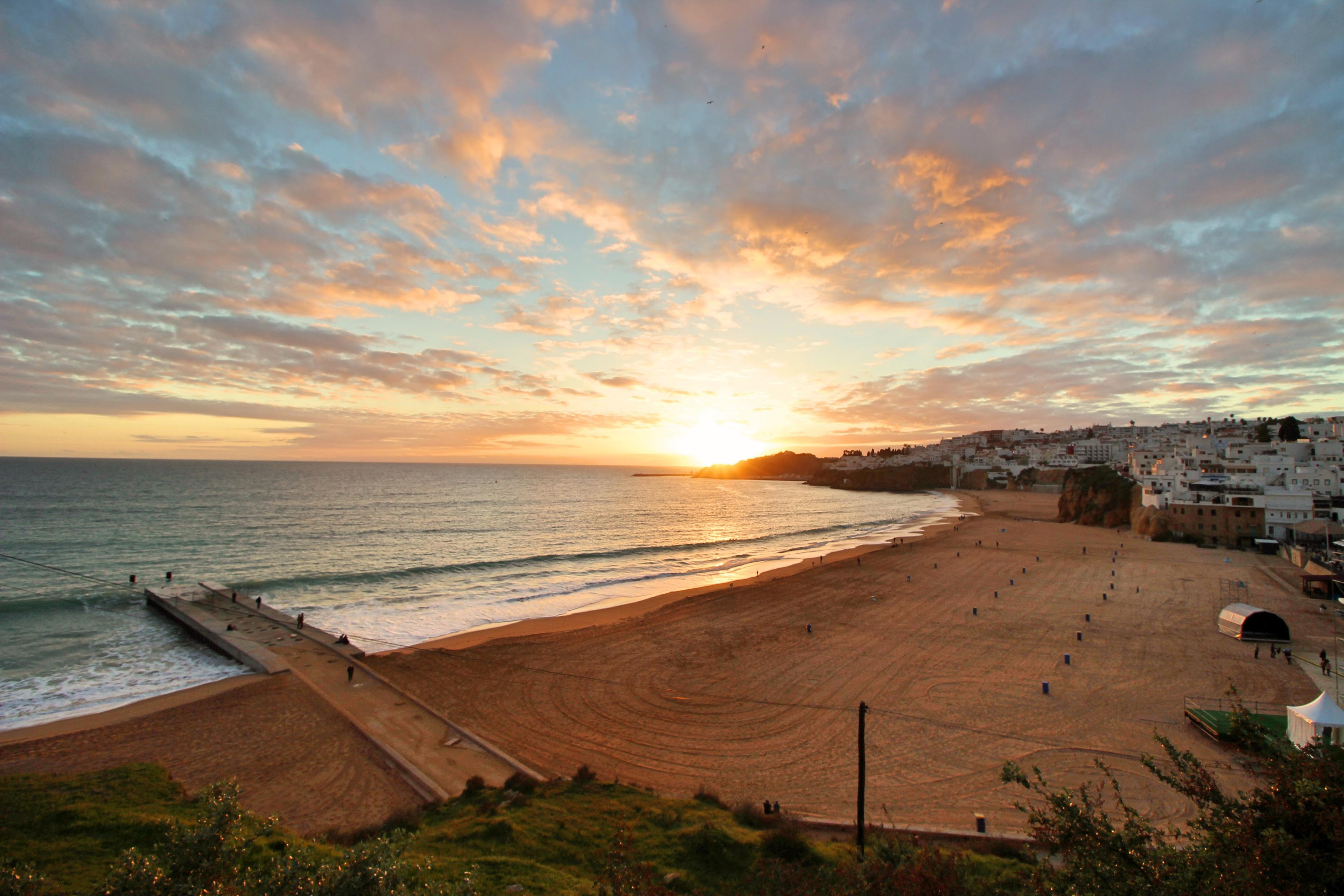 Cover image of this place Miradouro do Pau da Bandeira