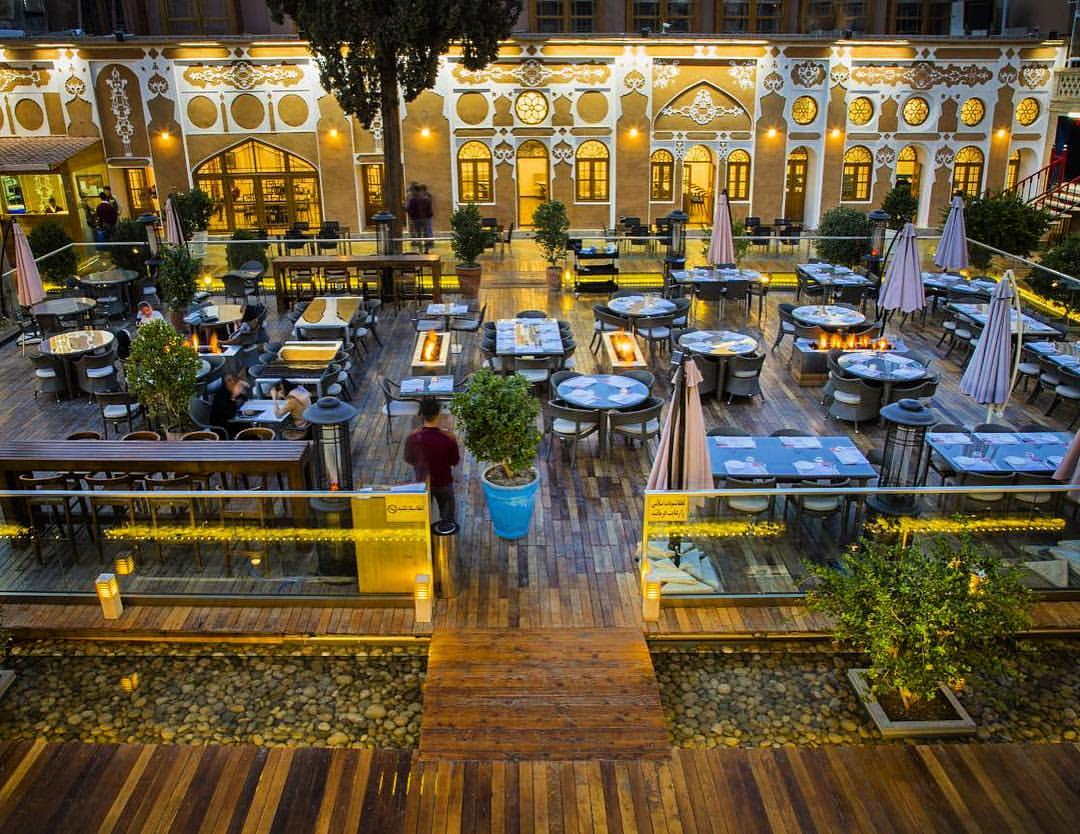Cover image of this place "Arc a" Café & Restaurant 