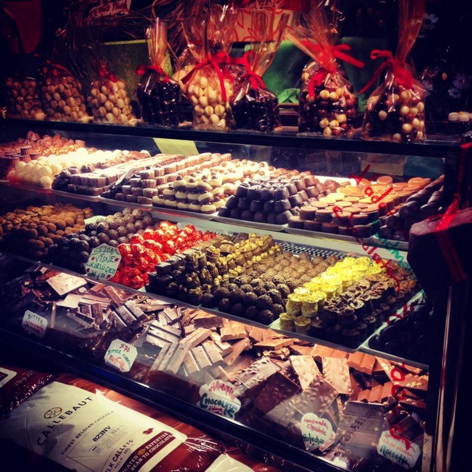 Cover image of this place J'adore Chocolatier Café