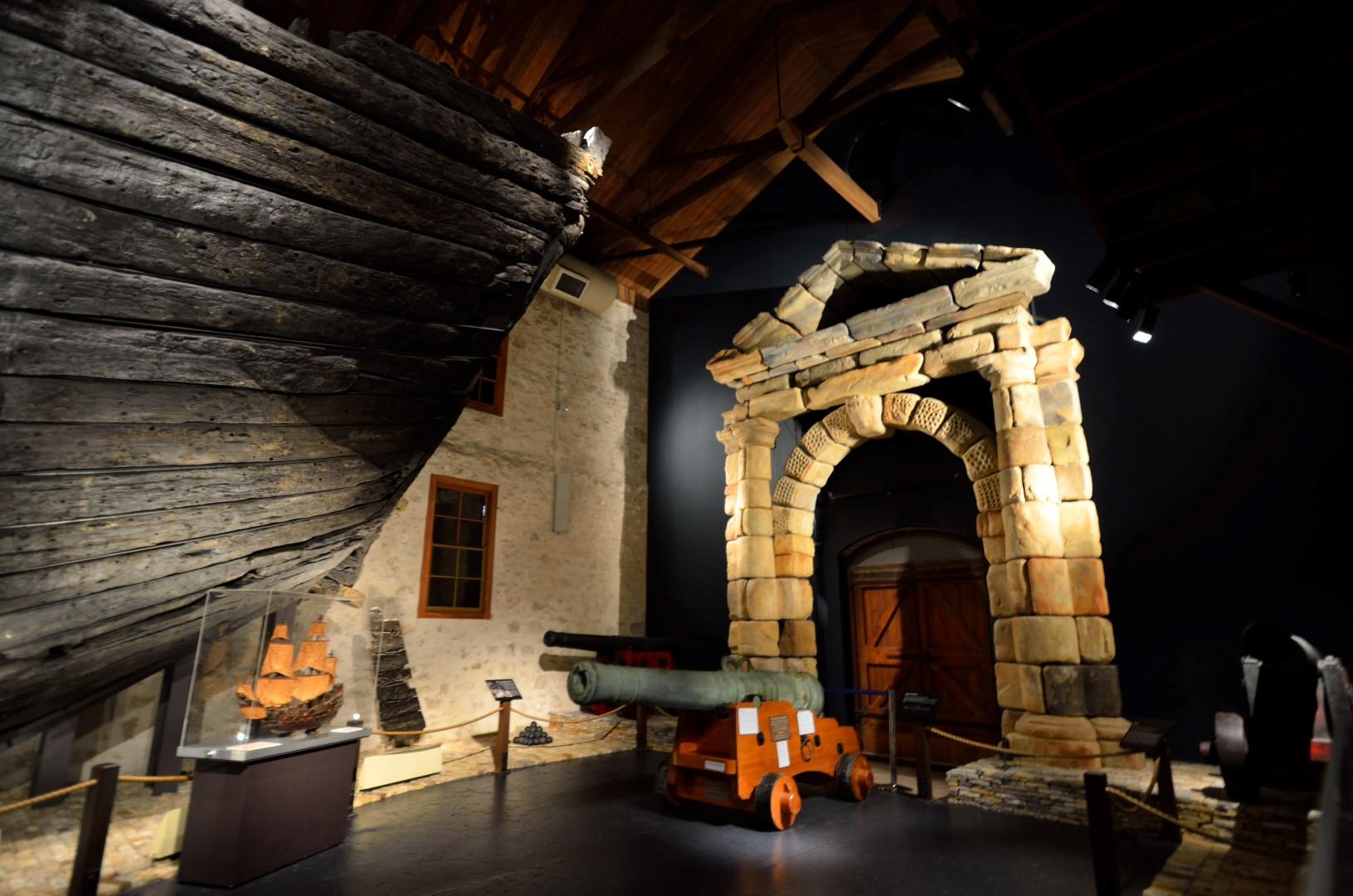 Cover image of this place Shipwreck Galleries