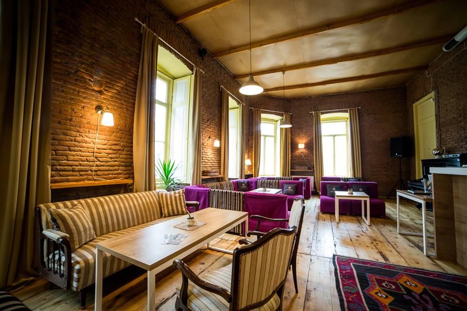 Cover image of this place Famous