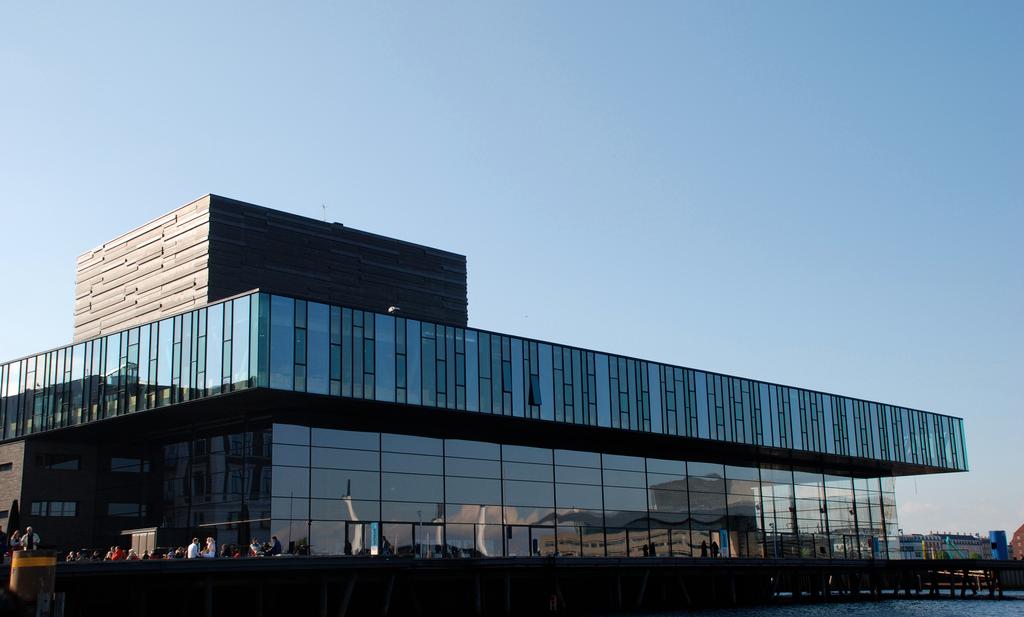 Cover image of this place Skuespilhuset