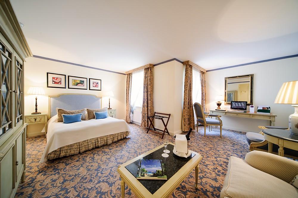 Cover image of this place Grand Palace hotel