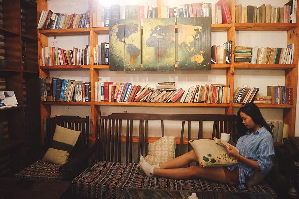 Cover image of this place Cafe Sách Đinh Lễ