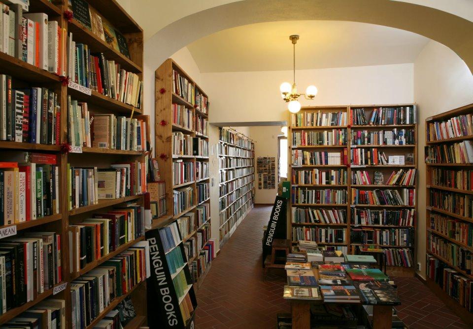 Cover image of this place Shakespeare & Sons