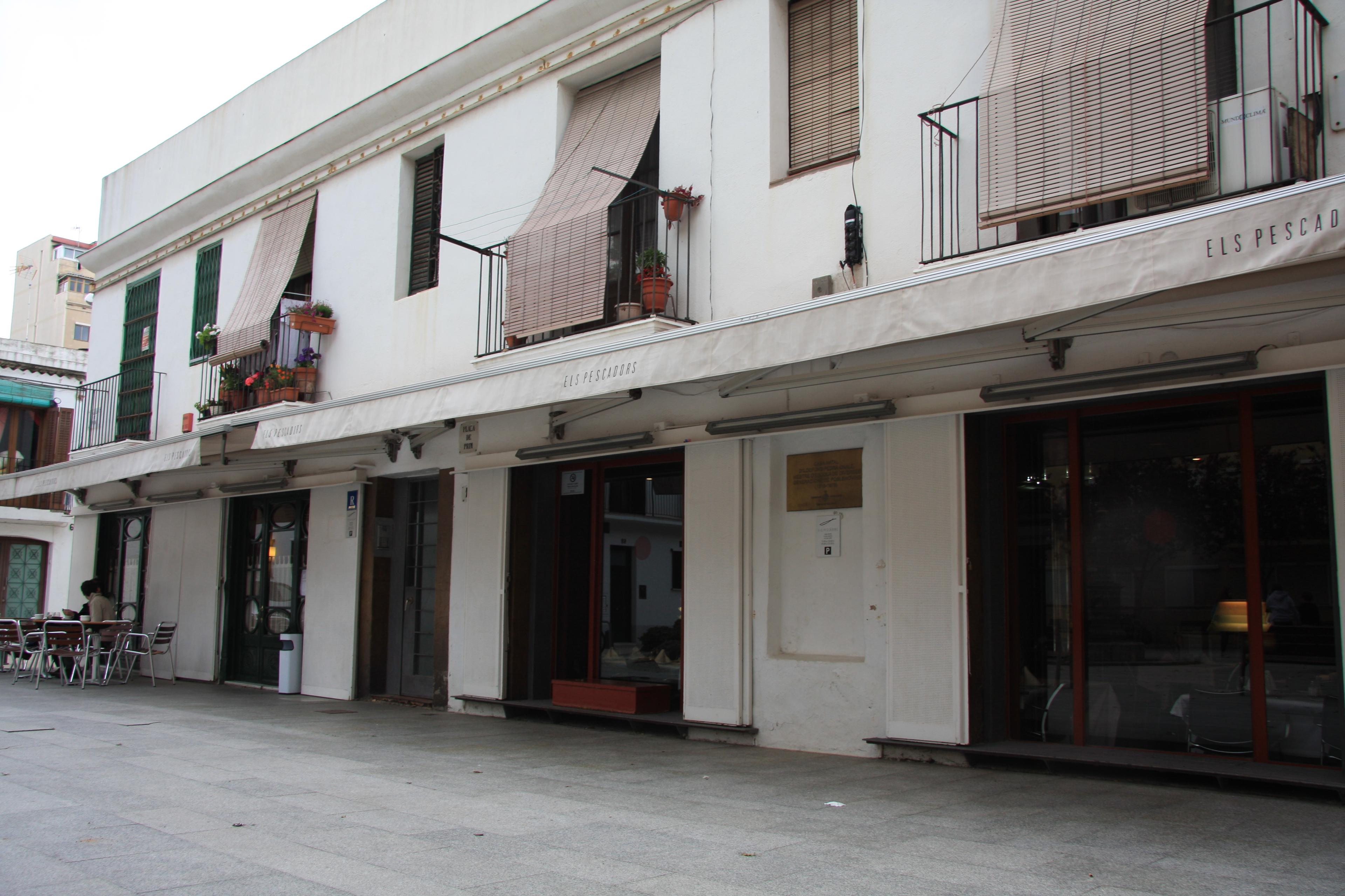 Cover image of this place Els Pescadors