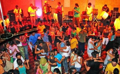Cover image of this place Democráticos
