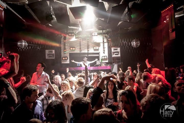 Cover image of this place Club Studio