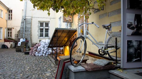 Cover image of this place Masters' Courtyard