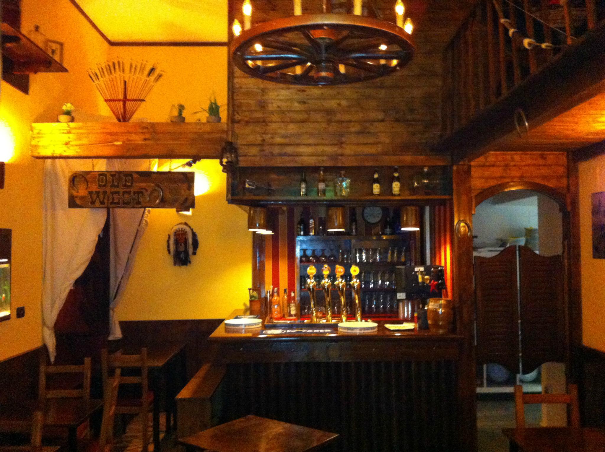 Cover image of this place Camillo's Pub