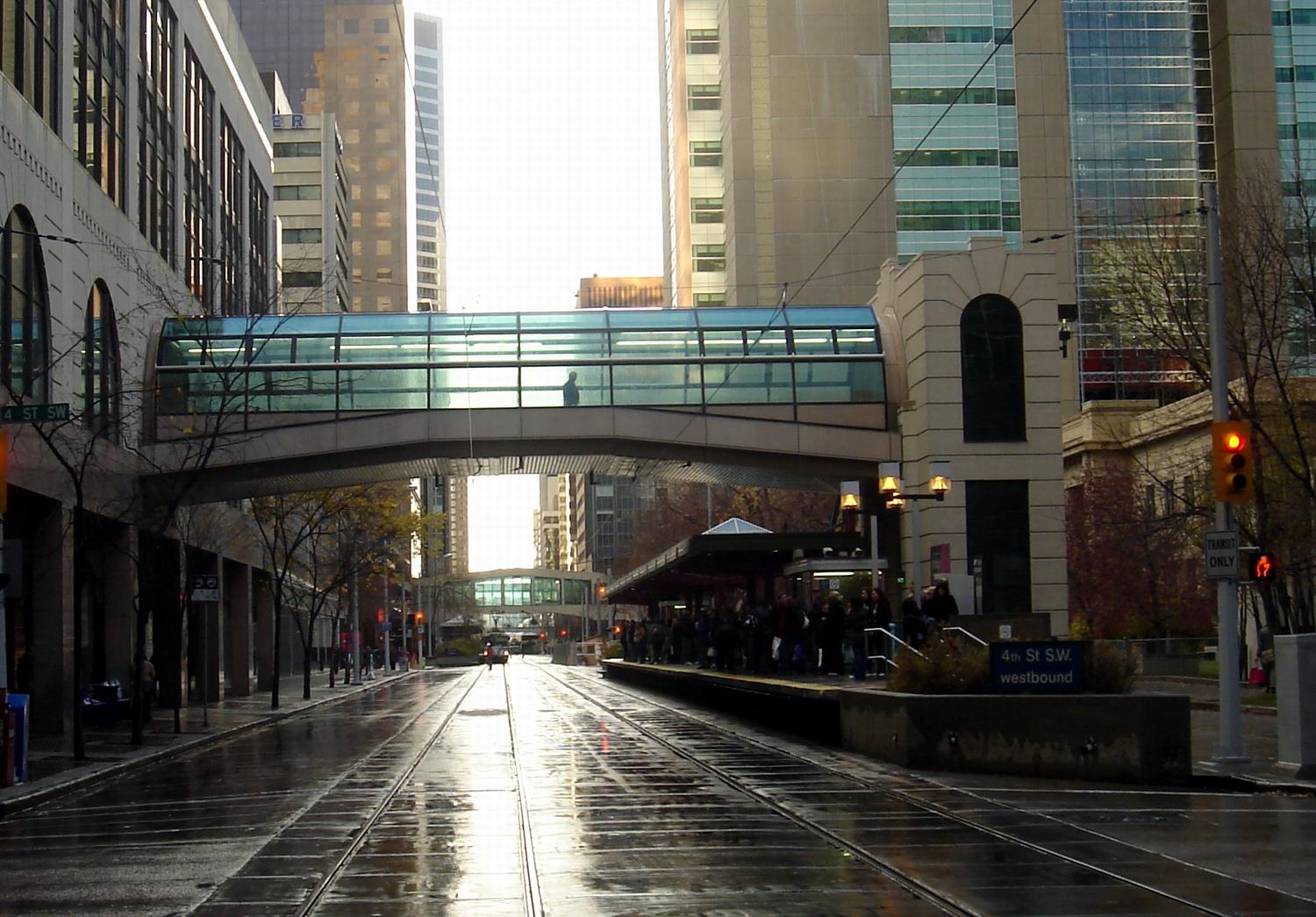 Cover image of this place Plus 15 (+15 Walkway)