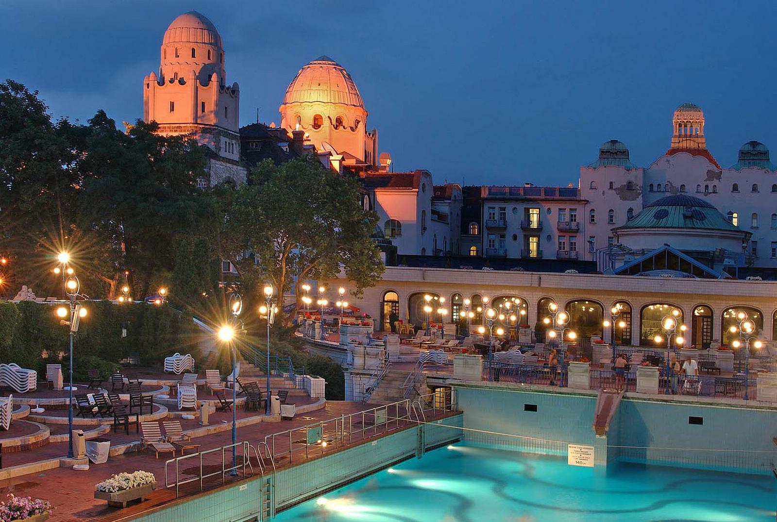Picture of a tourist tour Gellért Thermal Baths Skip the Queue Entry Ticket