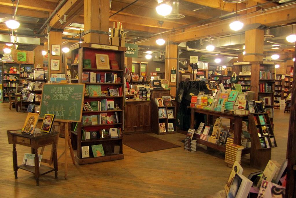 Cover image of this place Tattered Cover Bookstore