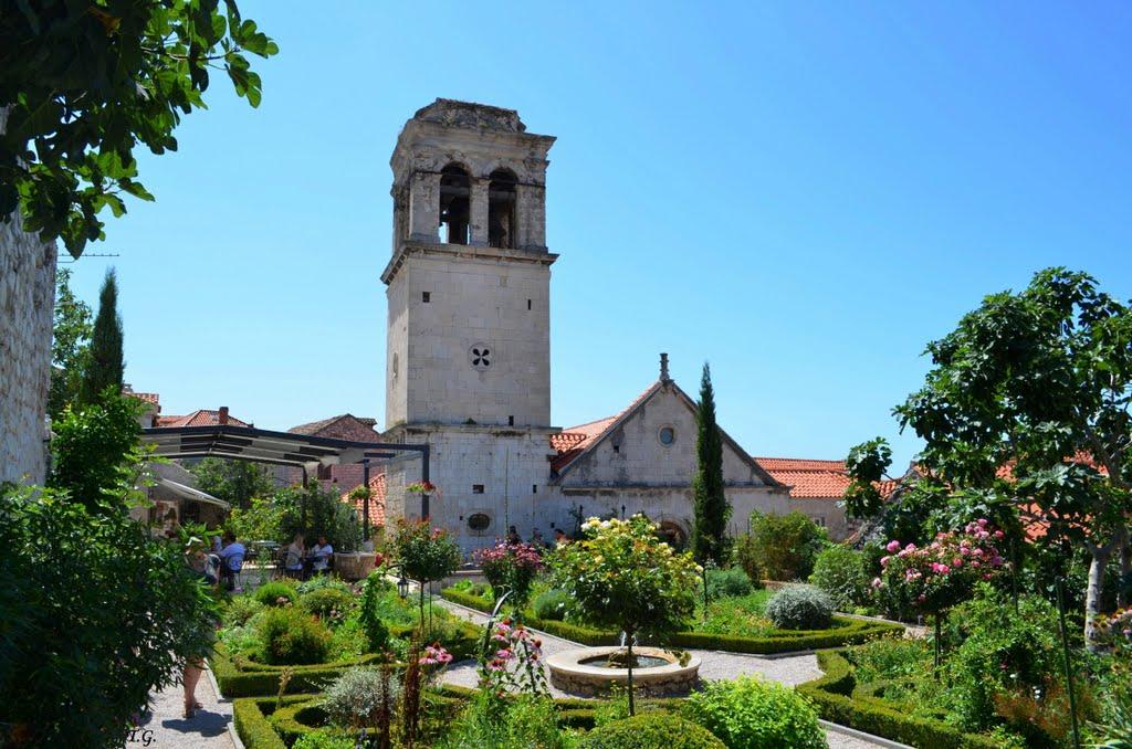 Cover image of this place Garden of St. Lawrence