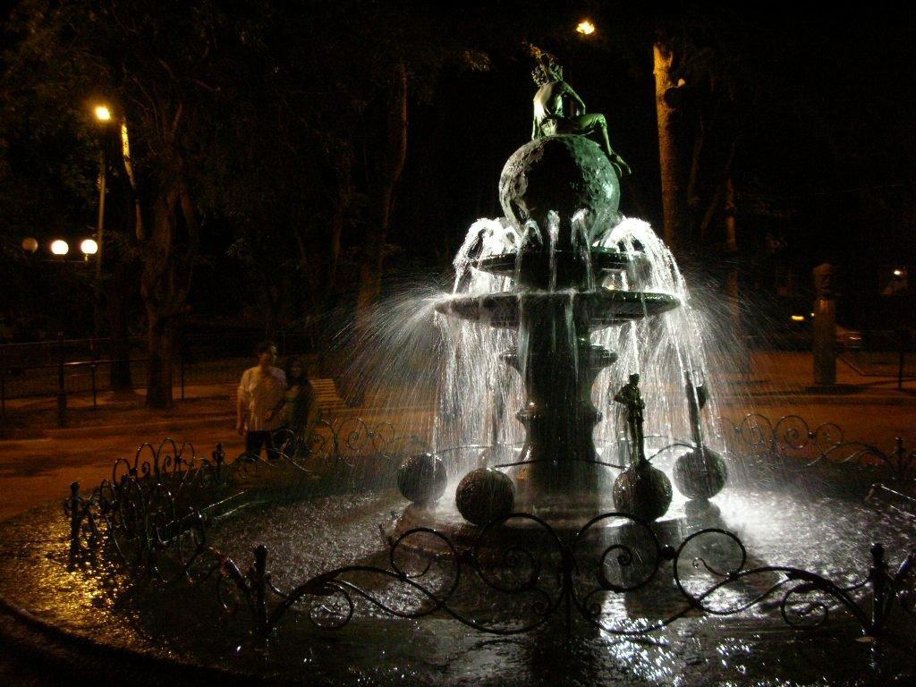 Cover image of this place Round Garden