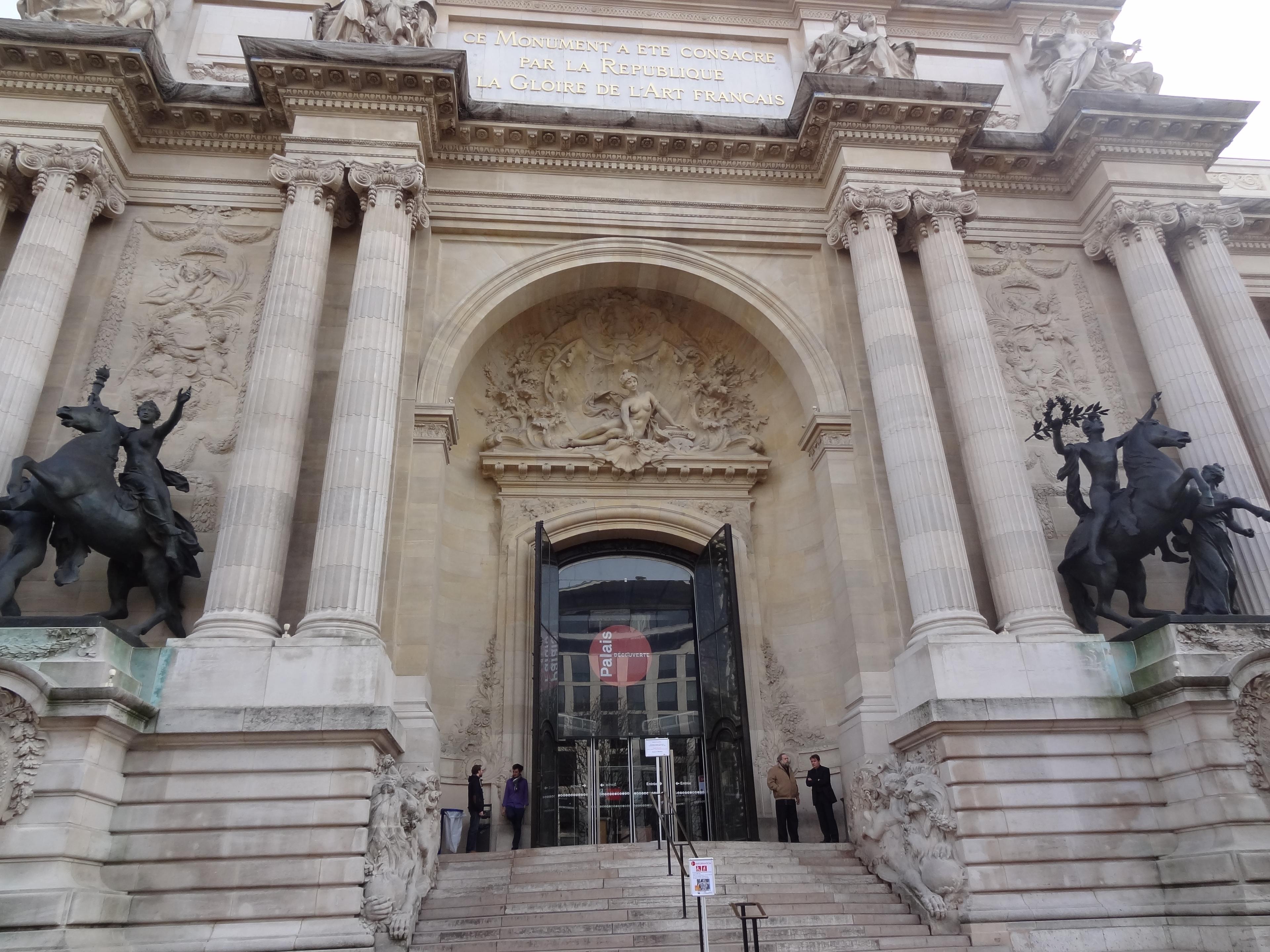 Cover image of this place Le Palais de la Découverte