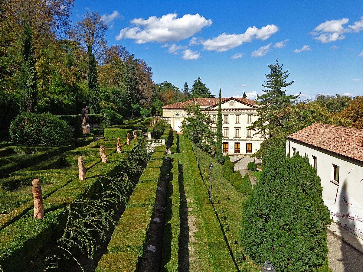 Cover image of this place Villa Spada