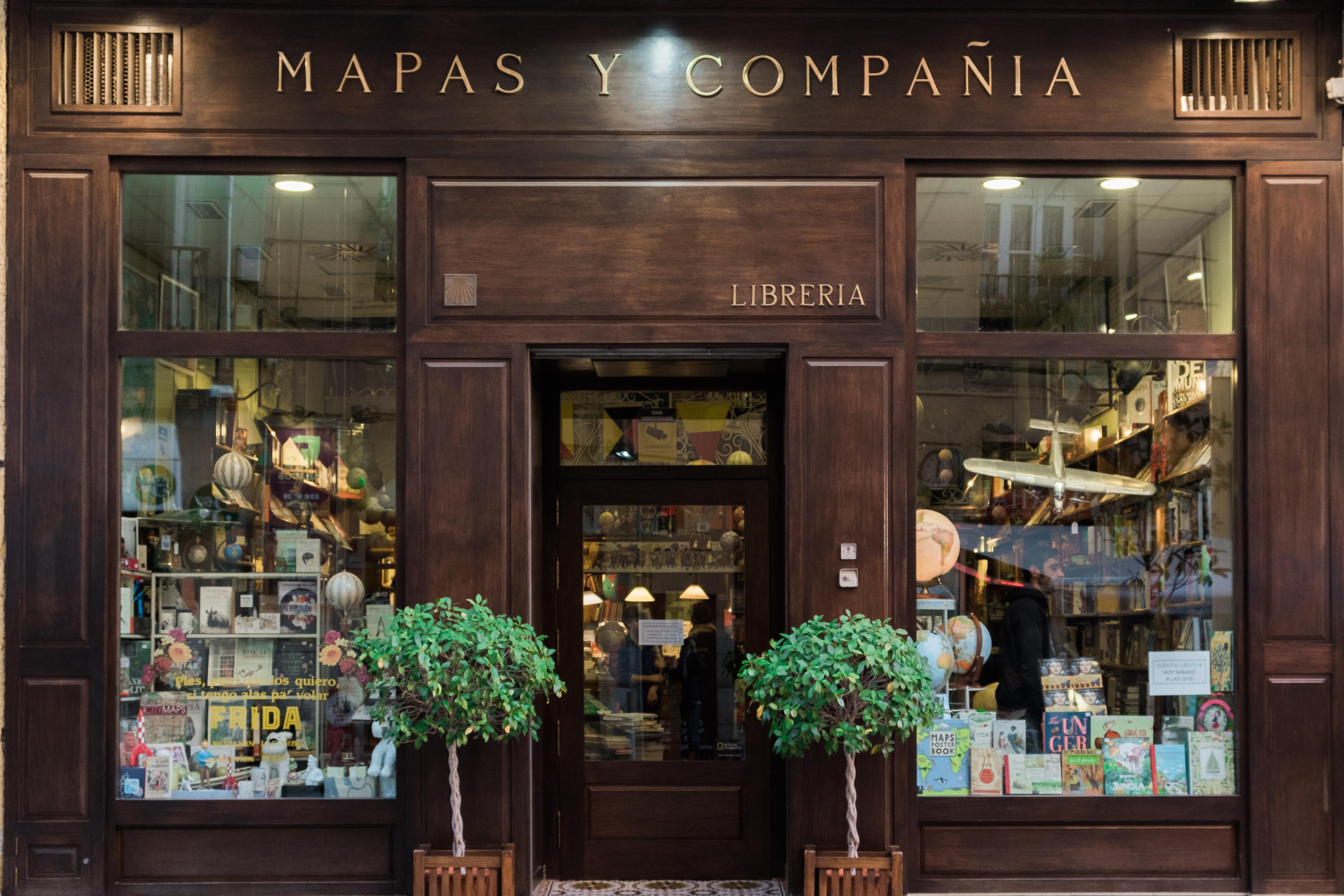 Cover image of this place Mapas y Compañía