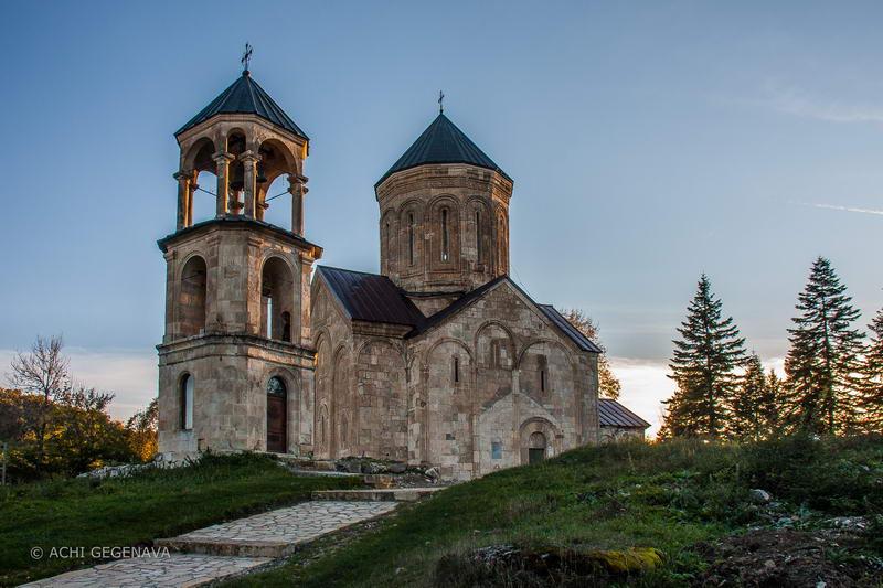 Cover image of this place Nikortsminda Cathedral | ნიკორწმინდის ტაძარი