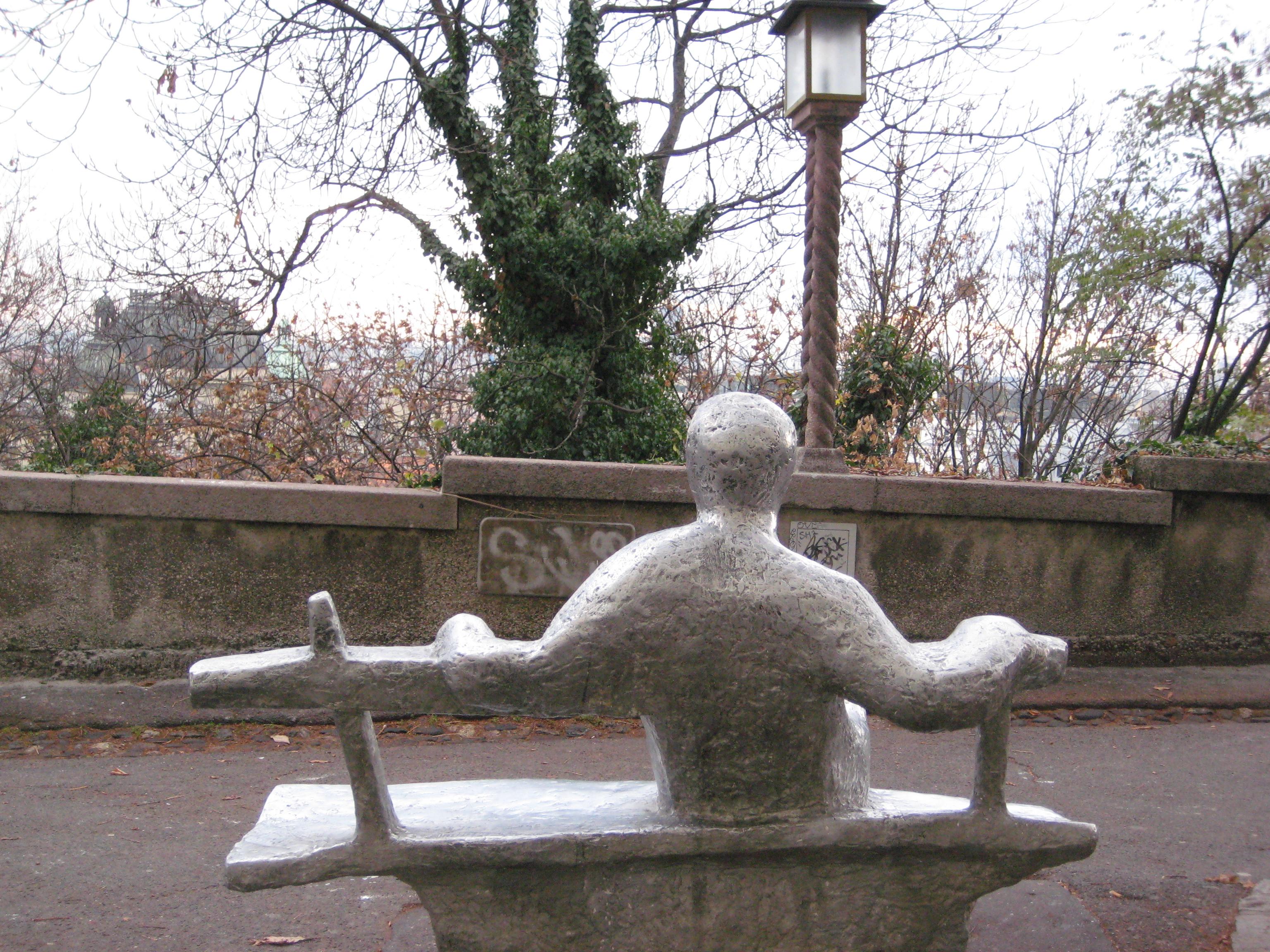Cover image of this place Poet Sculpture
