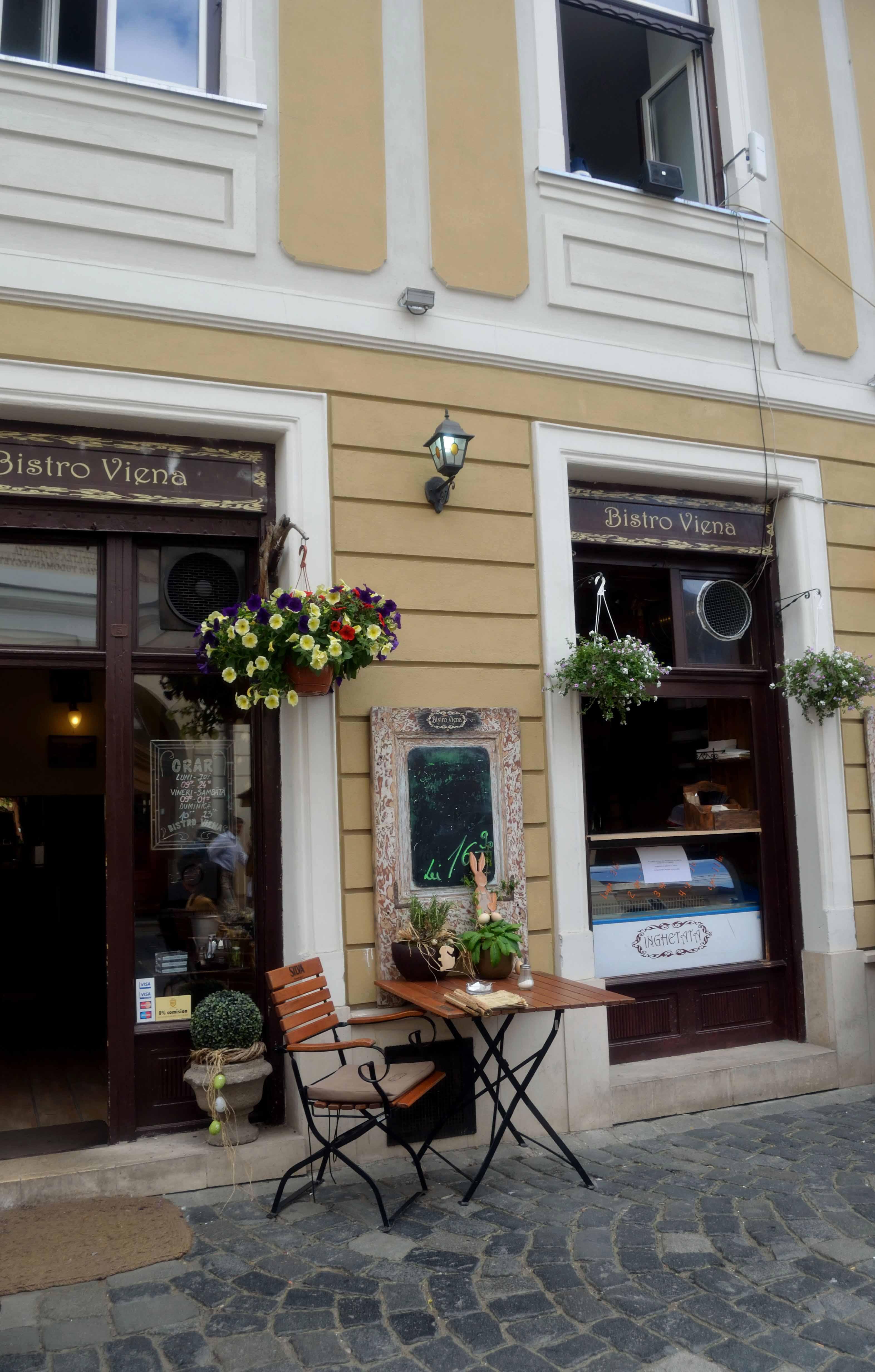 Cover image of this place Bistro Viena