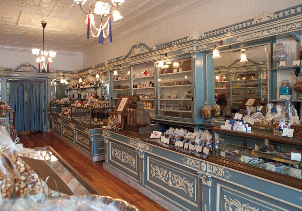 Cover image of this place Shane Confectionery