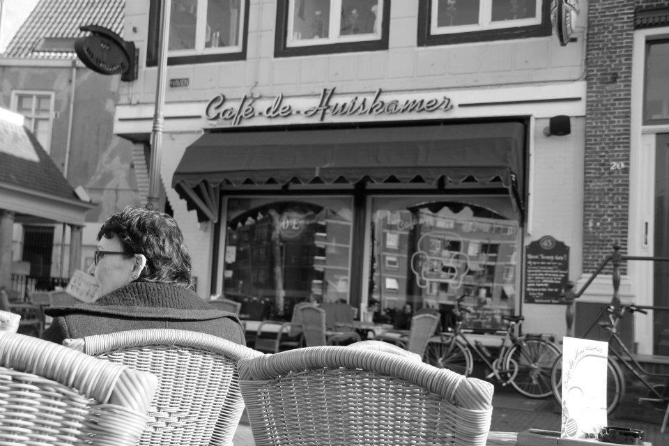 Cover image of this place Cafe de Huiskamer