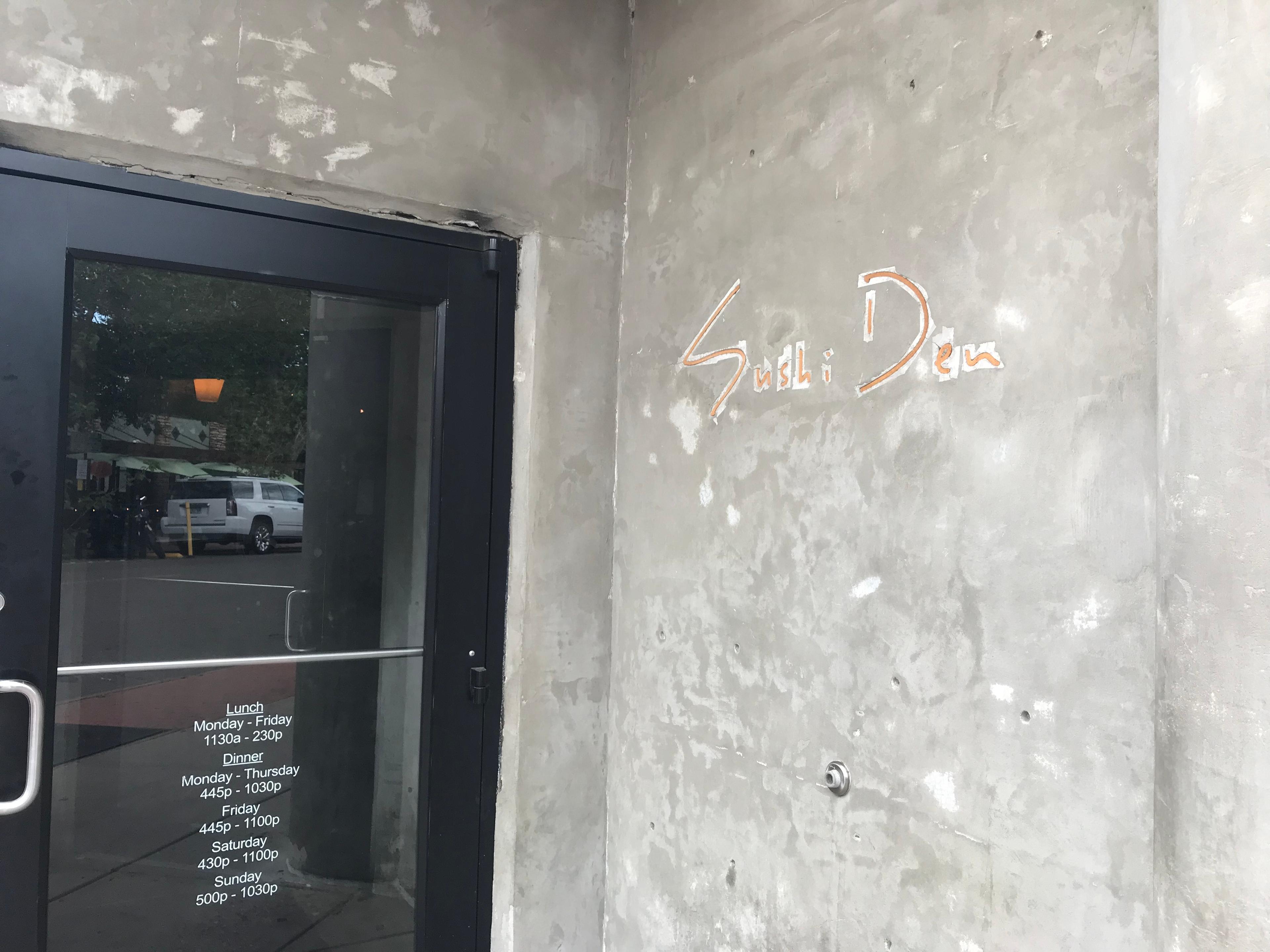 Cover image of this place Sushi Den