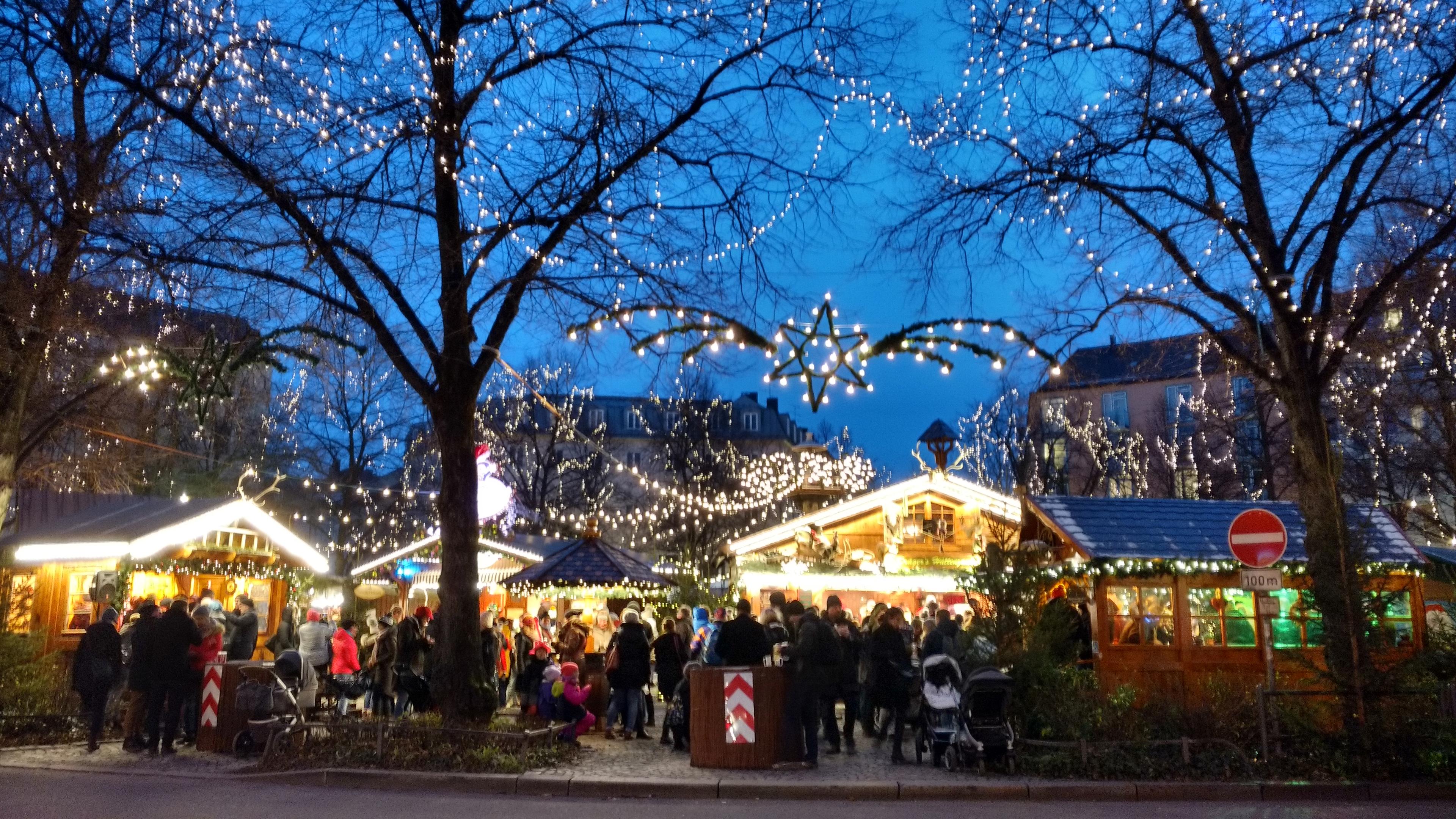 Cover image of this place Weißenburger Platz Christmas Market