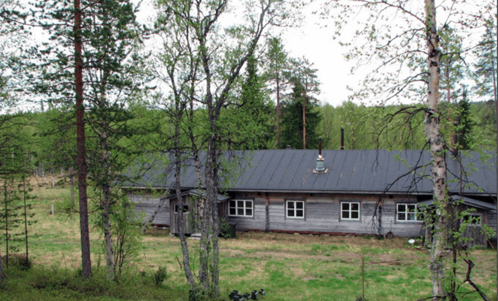 Cover image of this place Reutuvaara Lumberjack Cabin
