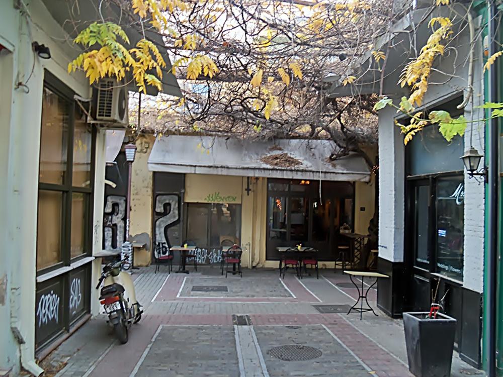 Cover image of this place Πλατεία Άθωνος (Athonos Square)